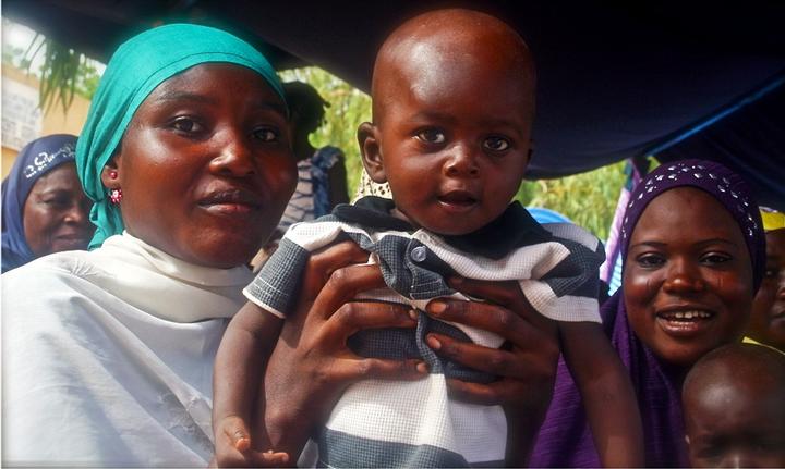 Image of mother and child in Niger. 